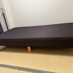 足付きシングルベッドマット　ブラウン