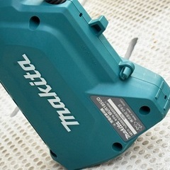 HSJ73◇マキタ◇充電式草刈機◇バッテリー◇充電器◇ナイロンカッタ付き◇MUR18UDRF◇刈払機◇未使用品の画像