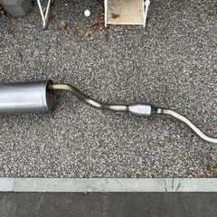 ハイエース　新車外し　純正マフラー
