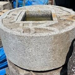 古銭つくばいの画像