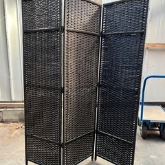 パーテーション　しきり　濃いブラウン

