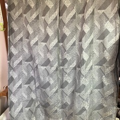 カーテン（200cm×175cm)