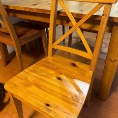 IKEA ダイニングテーブルセット　イス4脚の画像