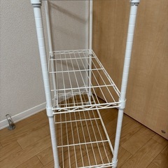 スチールラック　白の画像