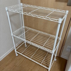 スチールラック　白の画像