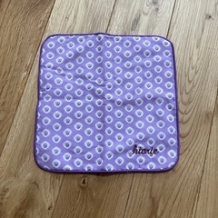 未使用　ハンドタオル　紫