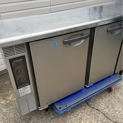 ホシザキ　テーブル形冷凍冷蔵庫の画像