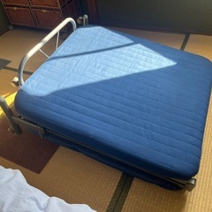 折りたたみベッド