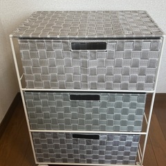 布張り　引き出し　3段