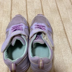 女の子スニーカー19cmの画像