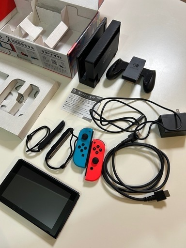 美品】2024年製 バッテリー強化版 外箱付き Nintendo Switch