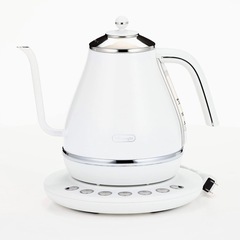 【新品‼️】デロンギ　電気ケトル　　