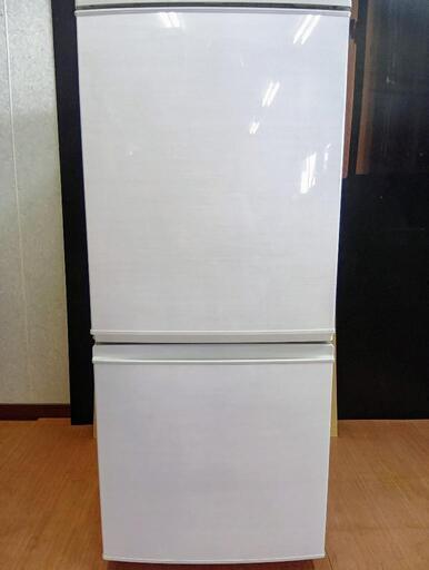 【】SHARPノンフロン冷蔵庫 SJ-D14C-W 137L ヨドバシ.com - シャープ SHARP 小型 冷蔵庫 137L つけかえどっちも