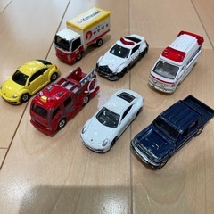 【売却済】トミカ14点セットの画像