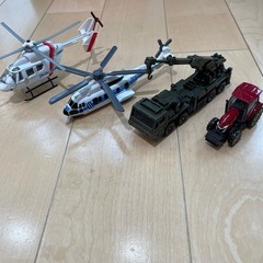 【売却済】トミカ14点セットの画像