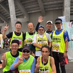 「茨城ウィンドランナーズ（ブラインドマラソン）」のメンバー募集！　茨城のマラソンチームです。現在、メンバーを募集しています。募集しているのは視覚障がい者の方、及びその伴走、伴歩、送迎などのサポートをしてくださる方。マラソンに興味がある方は、ぜひご応募ください。 − 茨城県