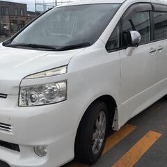 白　ヴォクシー　四駆　　スマートキー　車検R8.5.1