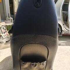 ポルシェボクスター電動シート　運転席　エッセにての画像