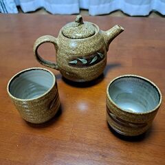 急須と湯呑セット(箱入り)の画像