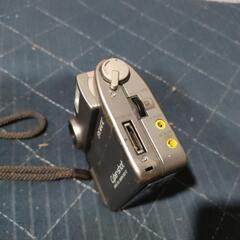古いデジカメ　ソニー　DSC-F2　の画像