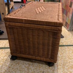 キャスター付き大型バスケット 収納BOX ラタン 籐の画像