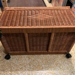 キャスター付き大型バスケット 収納BOX ラタン 籐の画像