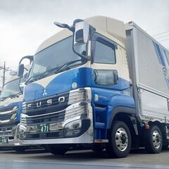 月収32万〜／毎日家に帰れる！大型ルート配送ドライバー！賞…
