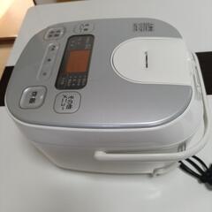 商品
アイリスオーヤマ 5.5合 炊飯器  米屋がこだわった 絶品ごはんの画像