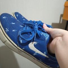 NIKEスニーカー