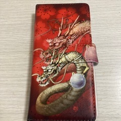 iPhone S E第2世代用の桜龍の手帳型のiPhoneカバｰ