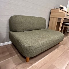 ソファの画像