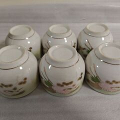 湯のみ6客セット🌼🌼🌼大量の和食器と一緒に購入の場合→サービス🉑の画像