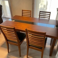 IDC大塚家具　ウッドテーブル