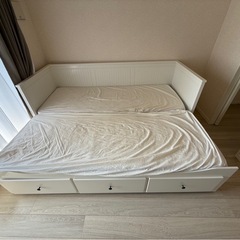 IKEA HEMNES ヘムネス　ベッド  