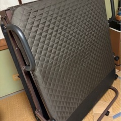 折りたたみベッドシングル