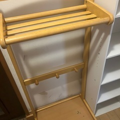木製ラックの画像