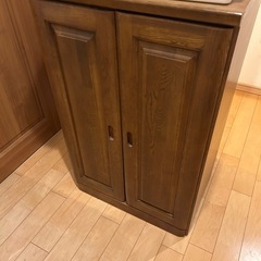木製収納棚