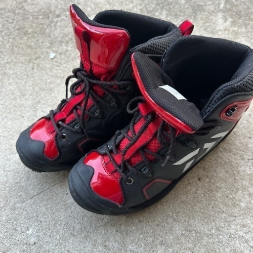 Daiwa磯用スパイク（赤色）