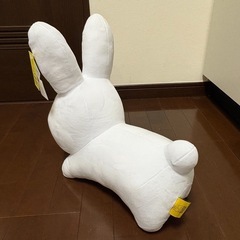 ミッフィー　うさぎぬいぐるみの画像