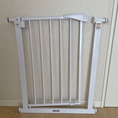 カトージ ベビーゲート 67-75cm