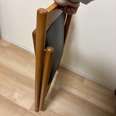 木製折りたたみチェアの画像