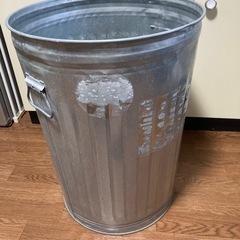 BEHRENS 20ガロン(76L)スチール製
屑カゴ 蓋無し
