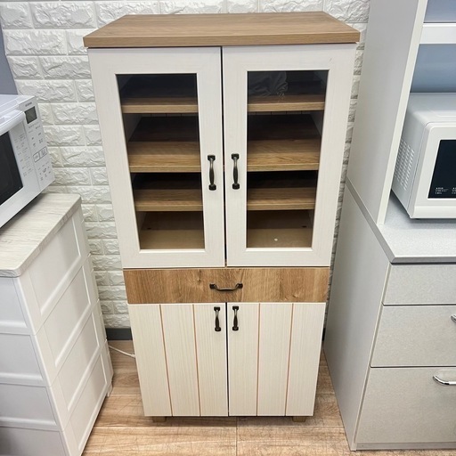 ご成約済み　フレンチカントリー調 キャビネット ✨✨