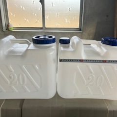 水入れポリタンク（20リットル）の画像