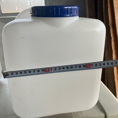 水入れポリタンク（20リットル）