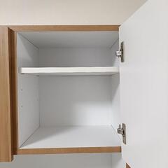 オープン食器棚の画像