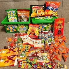 大量☆お菓子 おもちゃ ぬいぐるみまとめ売りの画像