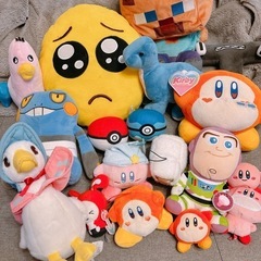 大量☆お菓子 おもちゃ ぬいぐるみまとめ売りの画像