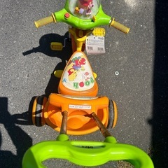 子供用三輪車の画像