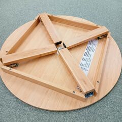 イケア　IKEA　MOXBODA 　モクスボーダ　コーヒーテーブル　机　ラウンド　円形　折りたたみ式　70 cm の画像